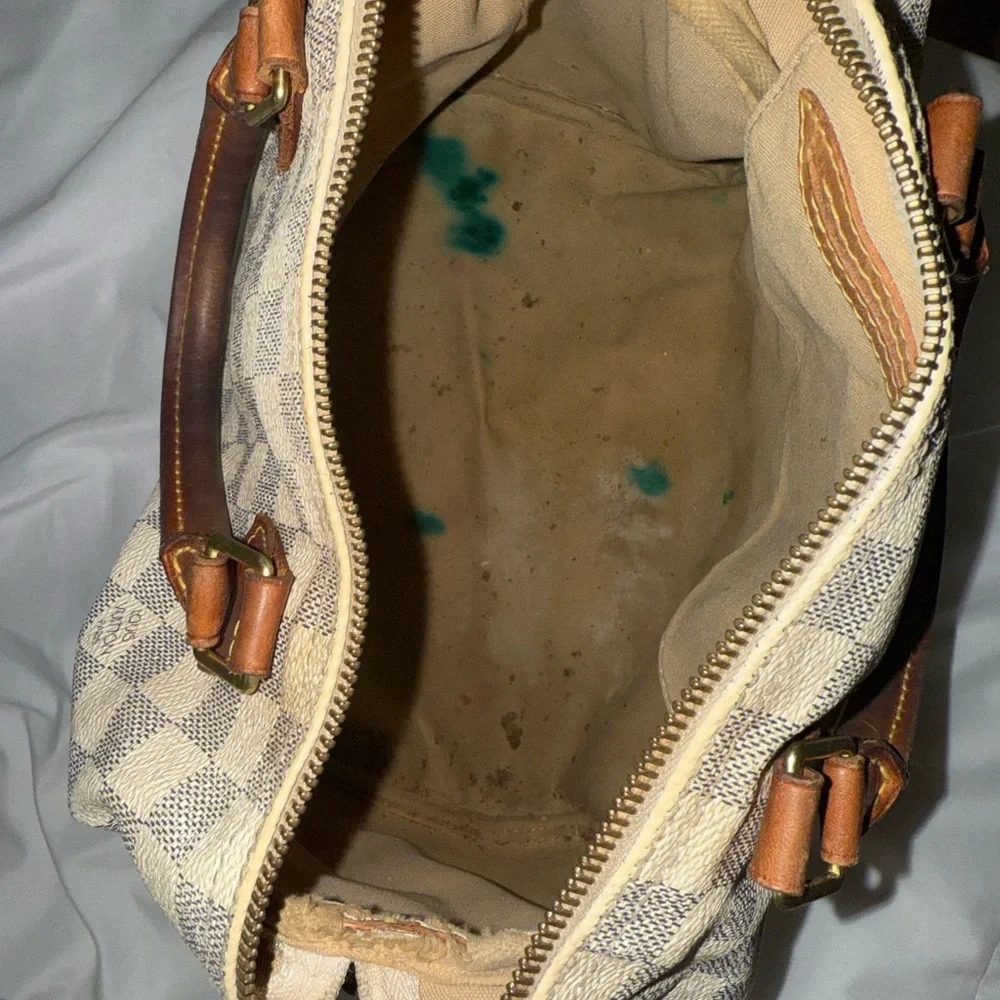 Louis Vuitton Checkered Cream and Brown Bag - Picture 2 of 3